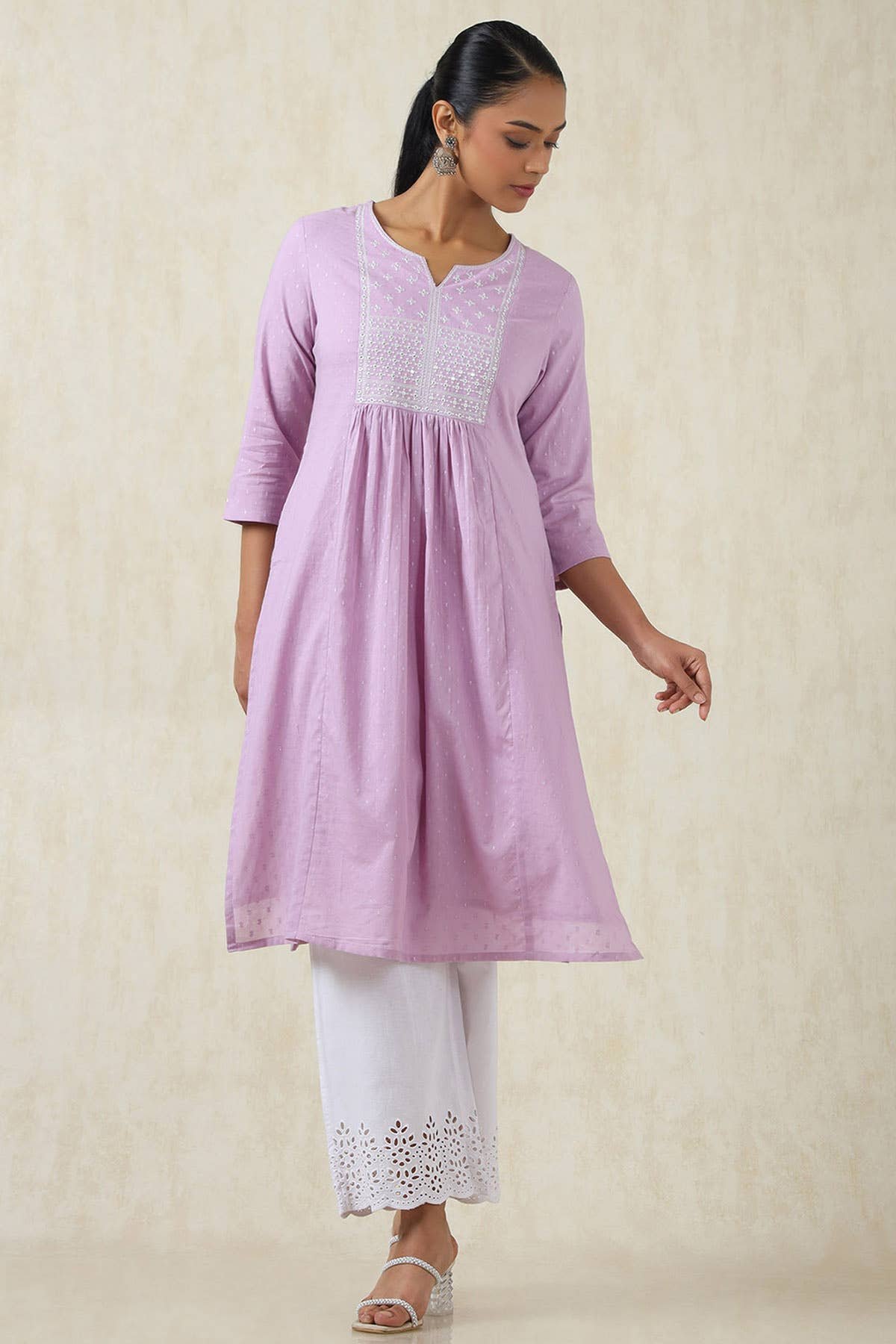 Purple Cotton Dobby Solid Kurta With Sequins - Image 3